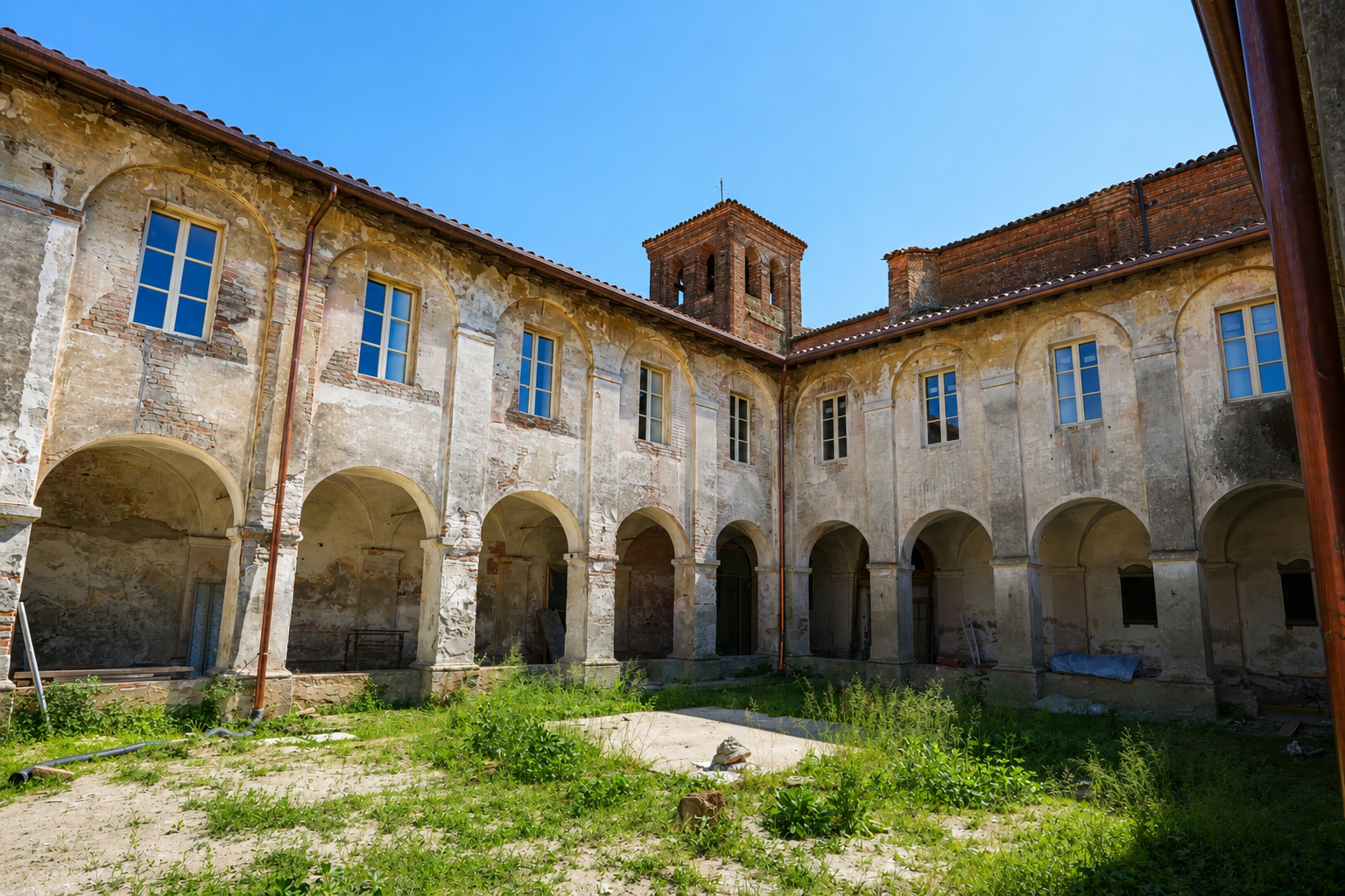 Chiostro storico — vista cantiere
